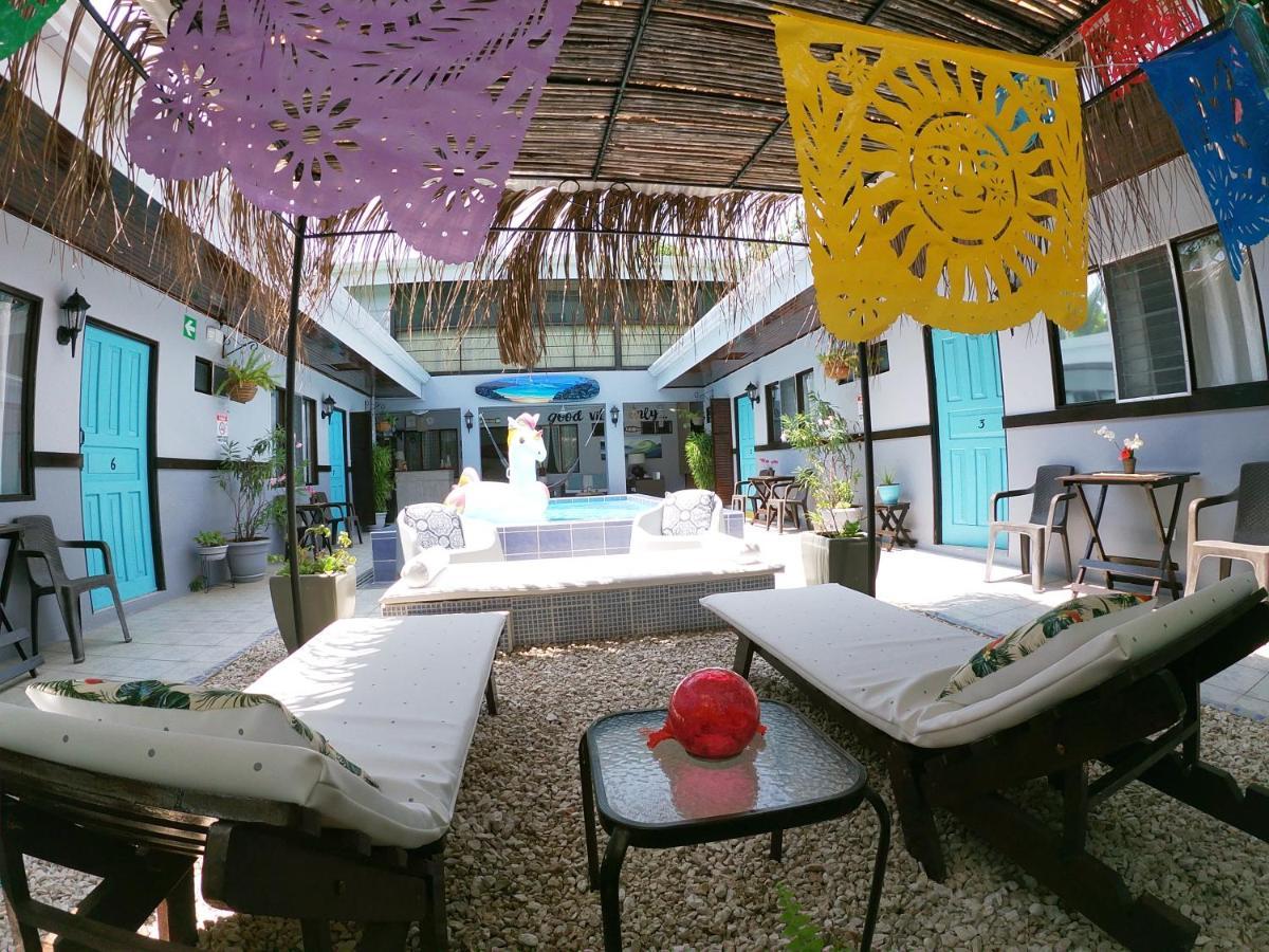 Hotel Perico Azul & Surf Camp Jacó Εξωτερικό φωτογραφία