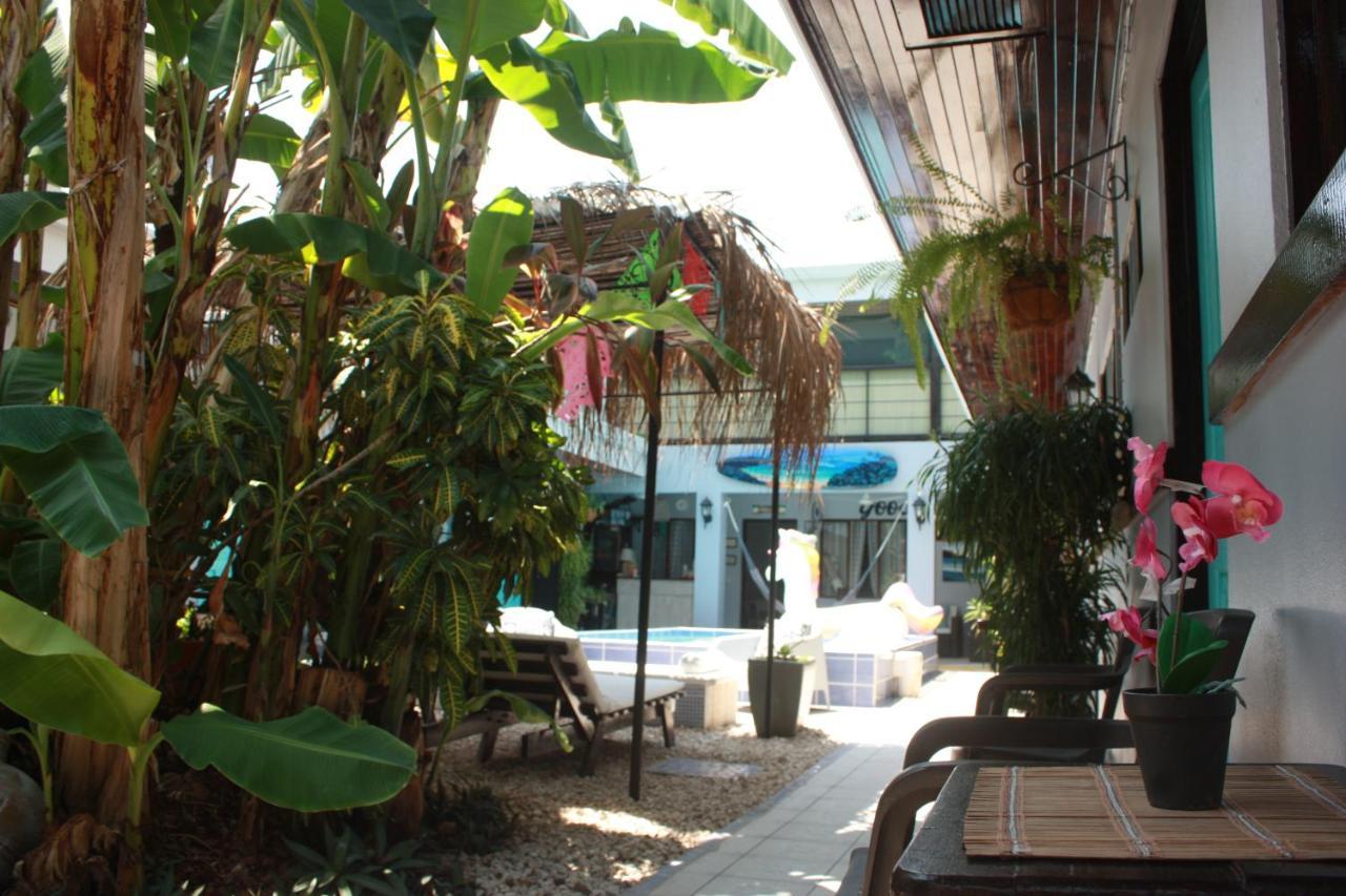 Hotel Perico Azul & Surf Camp Jacó Εξωτερικό φωτογραφία